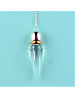 Pendule divinatoire cristal de roche forme pyramide, idéal pour un débutant  ou un confirmé.