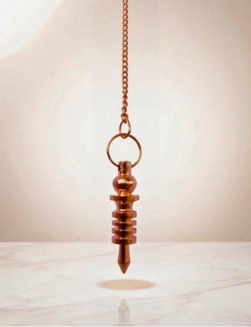 Pendule Isis égyptien cuivre petit format | Ondes de forme