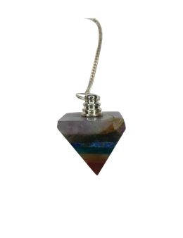 Pendule divinatoire pyramide 7 chakras avec chaîne argentée