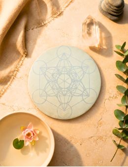 Plaque de rechargement - Sélénite - Cube de Métatron - 13 cm