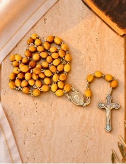 Chapelet en bois d'olivier, perles ovales