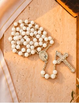 Chapelet en verre rond blanc, pour prier le rosaire