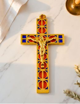 Crucifix métallique vitrail avec Christ