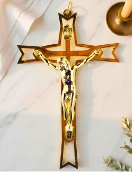 Crucifix en métal 12 cm avec Christ 