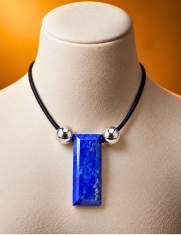 Collier corde et pierres, composition unique Lapis Lazuli et hématite