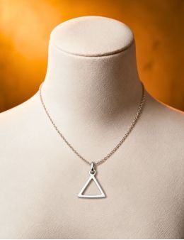 Pendentif argent Delta