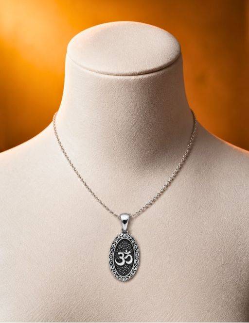 Pendentif Argent /Noir - Om