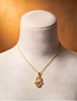 Pendentif plaqué or Main de Fatma ou Khamsa