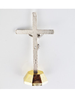 Crucifix métal argenté avec socle doré 6 cm