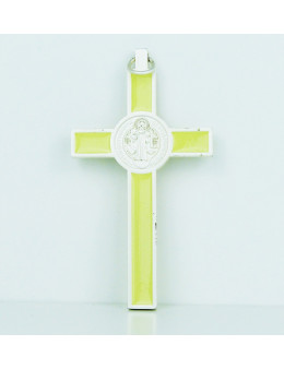 Croix Saint Benoit Métal et émail phosphorescent lumineux