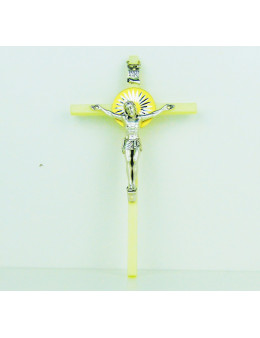 Crucifix plastique lumineux phosphorescent et Christ en métal argenté